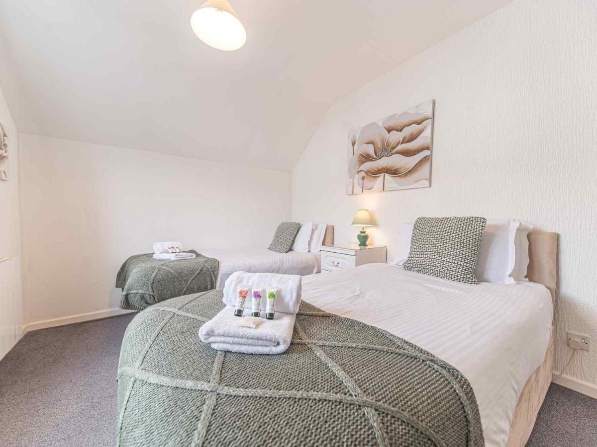 Pass The Keys Comfortable 3 Bed In Central Bowness With Parking Віндермір Екстер'єр фото