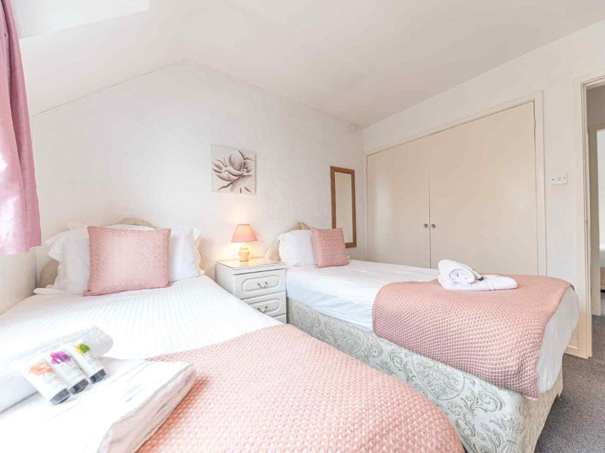 Pass The Keys Comfortable 3 Bed In Central Bowness With Parking Віндермір Екстер'єр фото