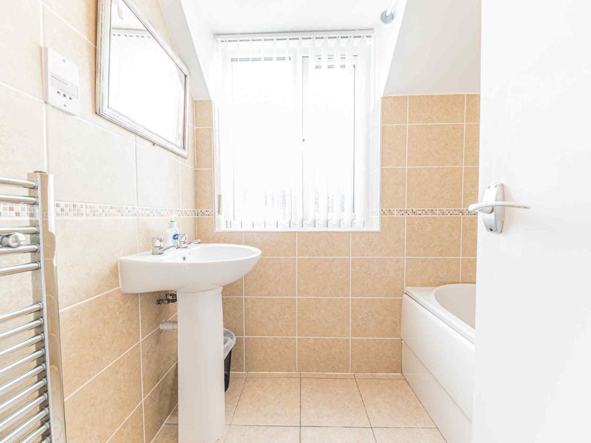 Pass The Keys Comfortable 3 Bed In Central Bowness With Parking Віндермір Екстер'єр фото
